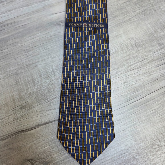 NWT Tommy Hilfiger 100% Silk Necktie‎ Blue Gold 57-inch Geometric Made in Italy - Picture 1 of 7